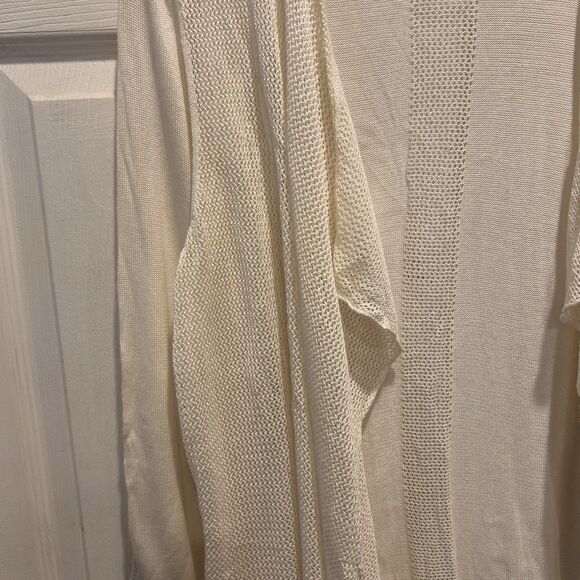 August Silk Women's Open Front Flowy Cardigan Viscose Off White Medium Beachy - Picture 3 of 8